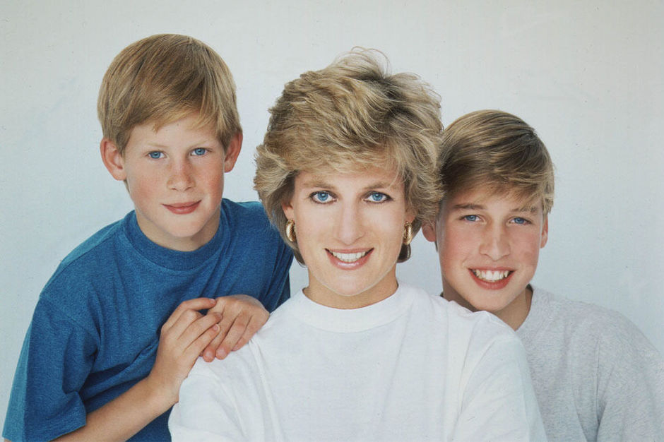  Lady Diana prend la pose avec ses fils ©Isopix