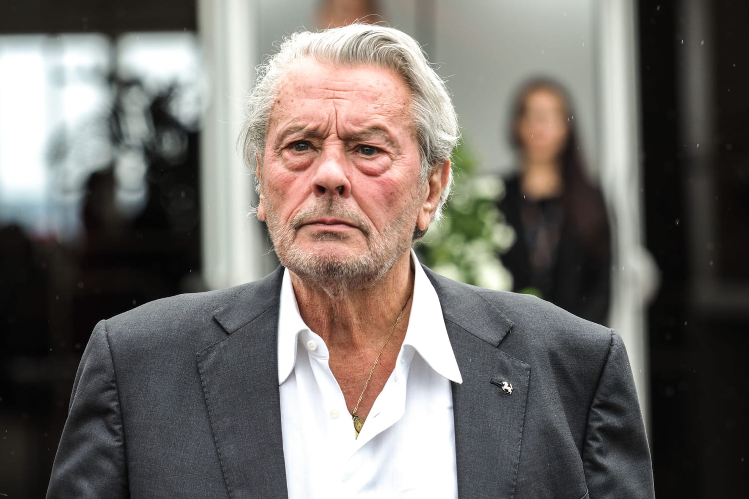 Alain Delon a retrouvé l'amour : Le comédien évoque sa nouvelle compagne