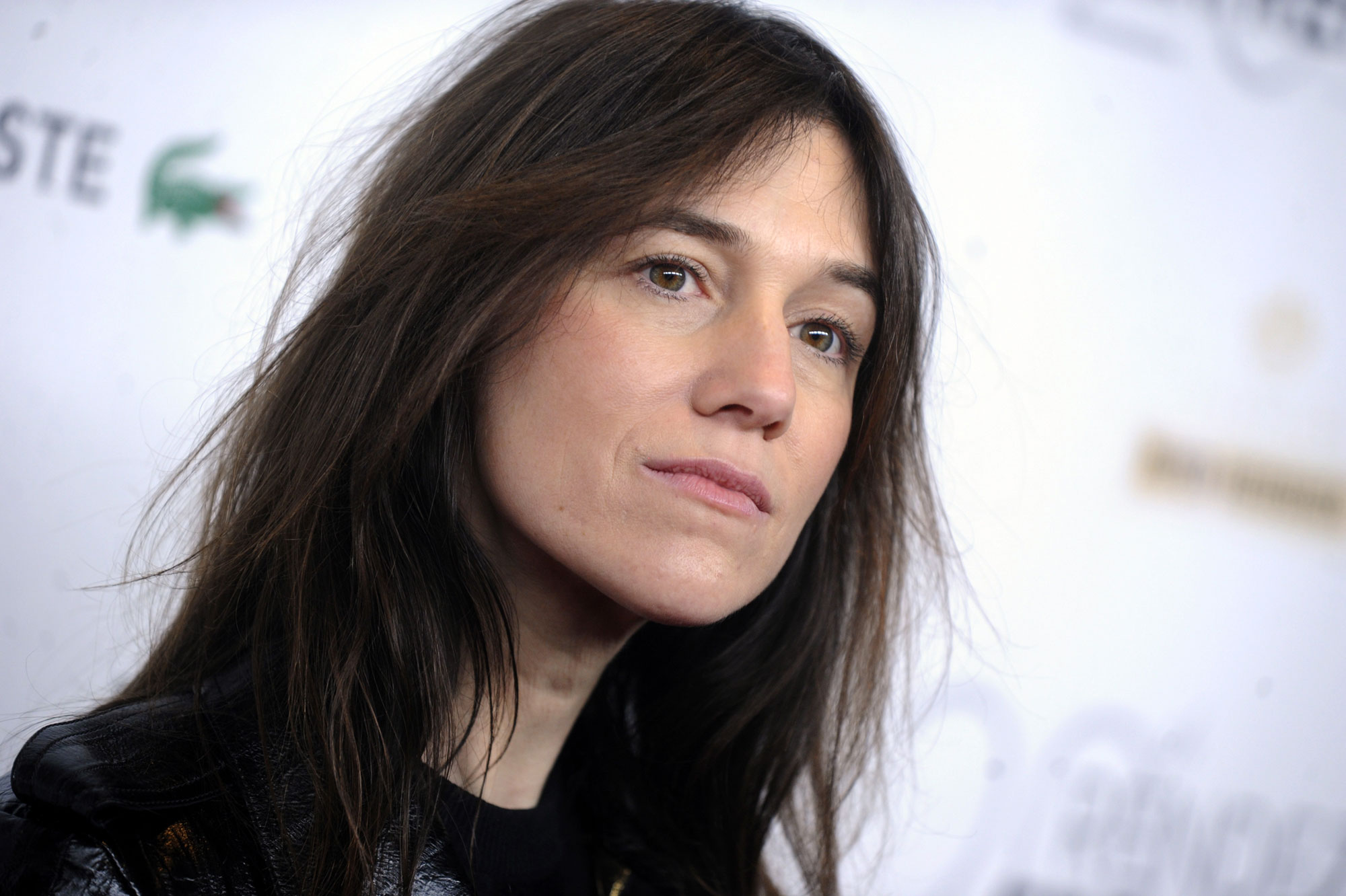 Charlotte Gainsbourg : Ces complexes qui la poursuivent encore et toujours