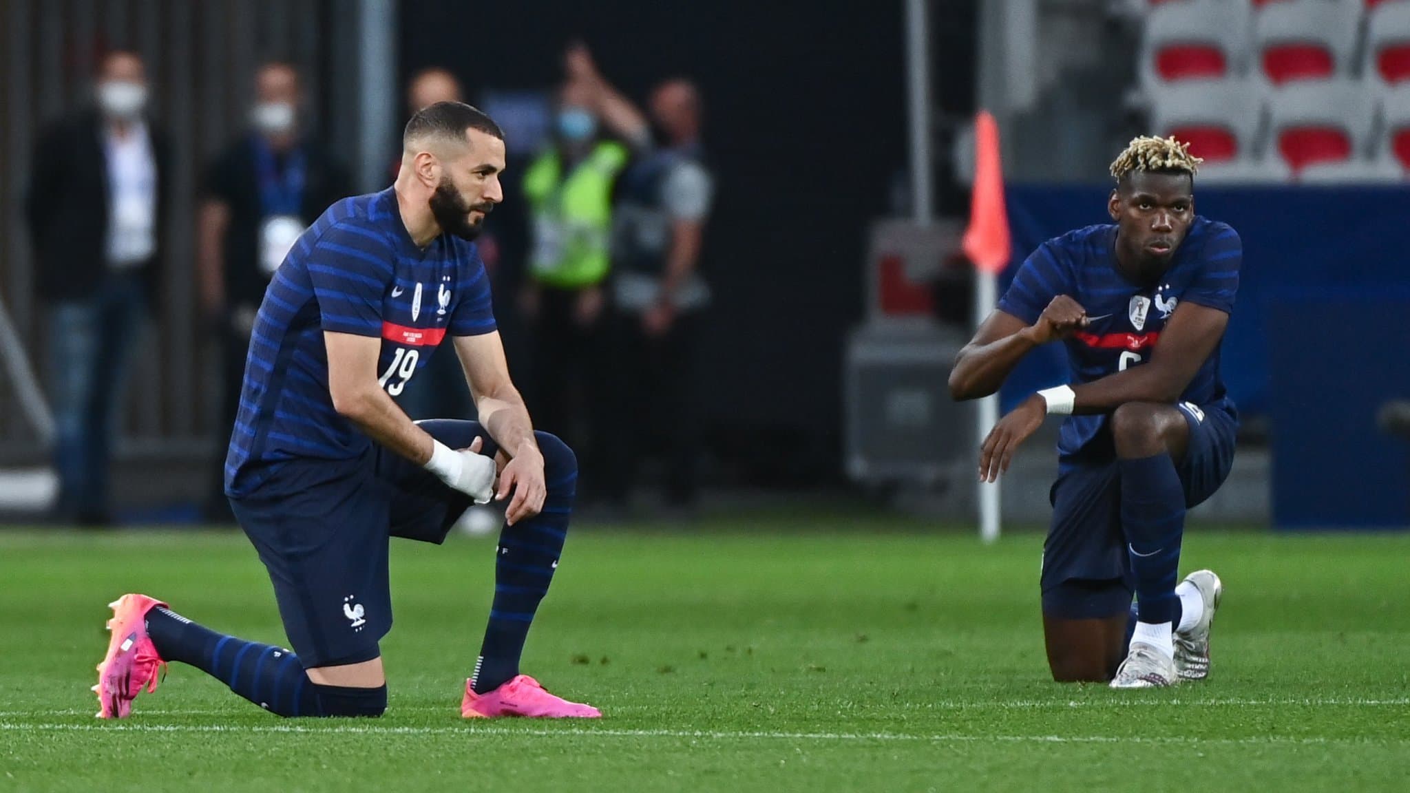 Euro 2021 : Pourquoi les Bleus vont-ils mettre un genou à terre pour le match contre l'Allemagne ?