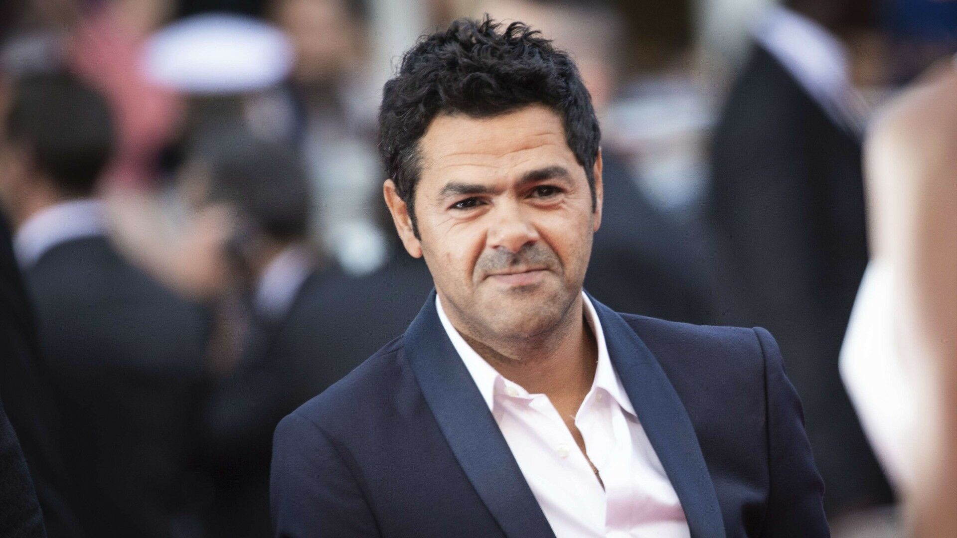 Jamel Debbouze : Face à Mélissa Theuriau, il évoque l'accident qui lui a coûté l'usage de son bras