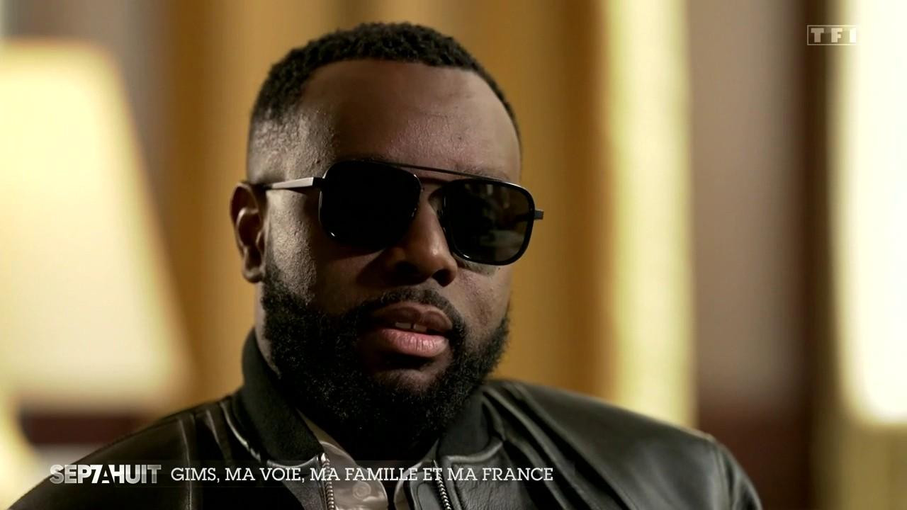 Maître Gims dévoile l’incroyable raison pour laquelle il garde ses lunettes : &quot;J’ai peur&quot;