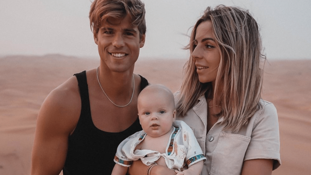  Hillary Vanderosieren, Giovanni Bonamy et leur fils Milo @ Instagram