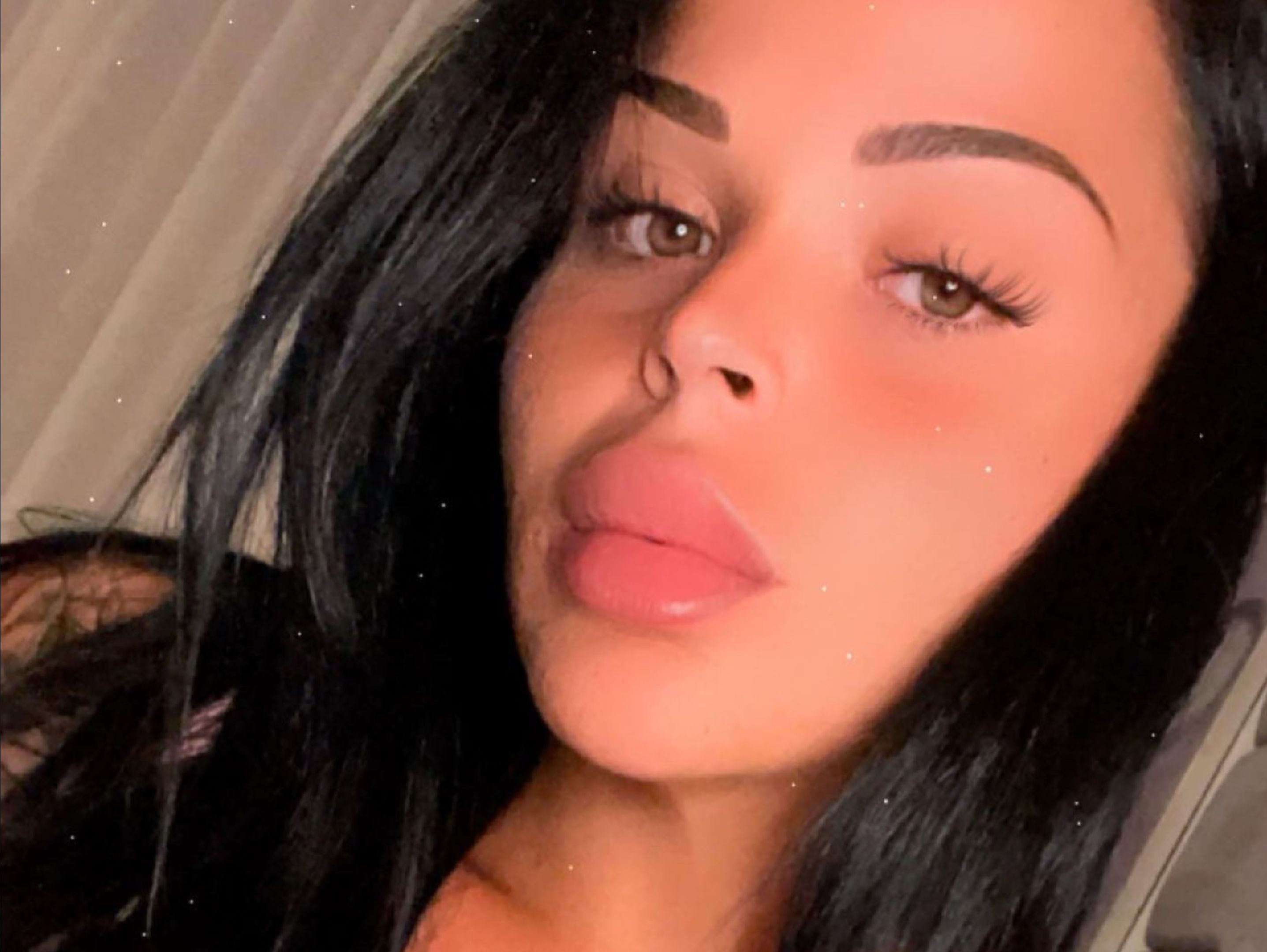 Sarah Fraisou clashée pour son baiser avec Oussama, elle pousse un coup de gueule !
