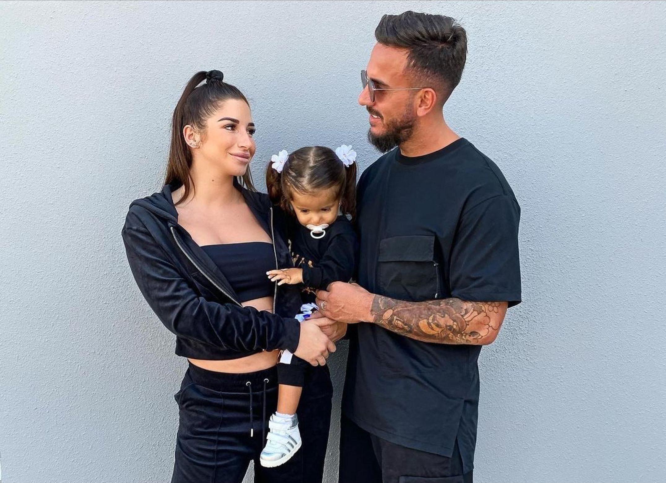  Liam Di Benedetto avec sa fille et son compagnon @Instagram