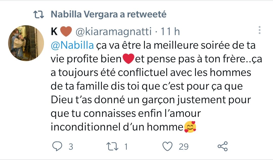  Le tweet aimé par Nabilla qui tacle Tarek @Twitter