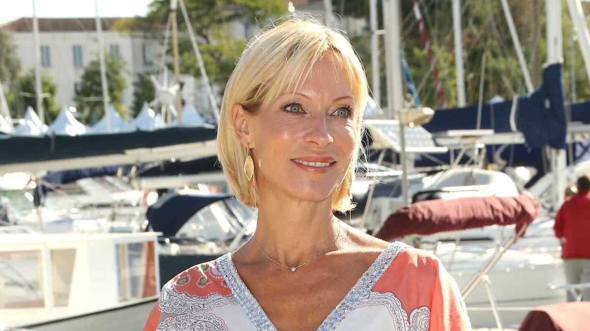 Rebecca Hampton attaquée sur son physique : &quot;Stop au body shaming&quot;