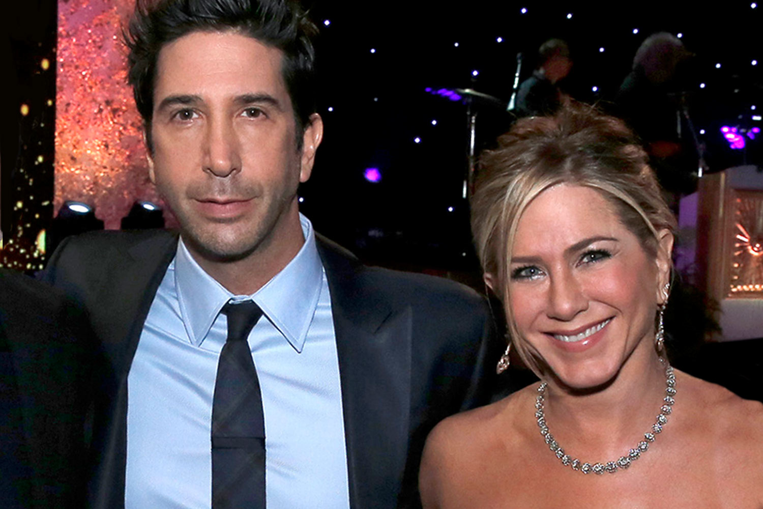 Jennifer Aniston et David Schwimmer en couple ? Les acteurs de Friends se seraient rapprochés !