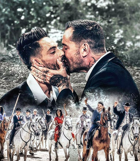  Mathieu et Alexandre le jour de leur mariage @Instagram