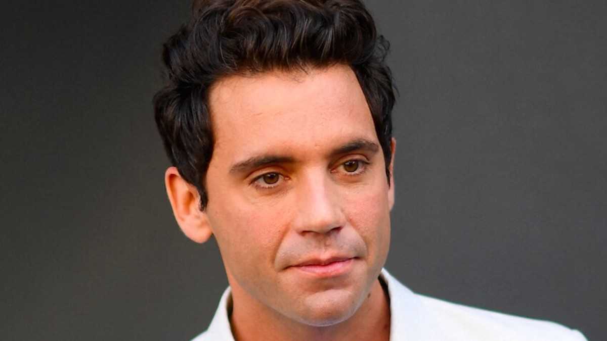 Mika : Le chanteur, très ému, appelle au soutien du Liban et de l’Afghanistan