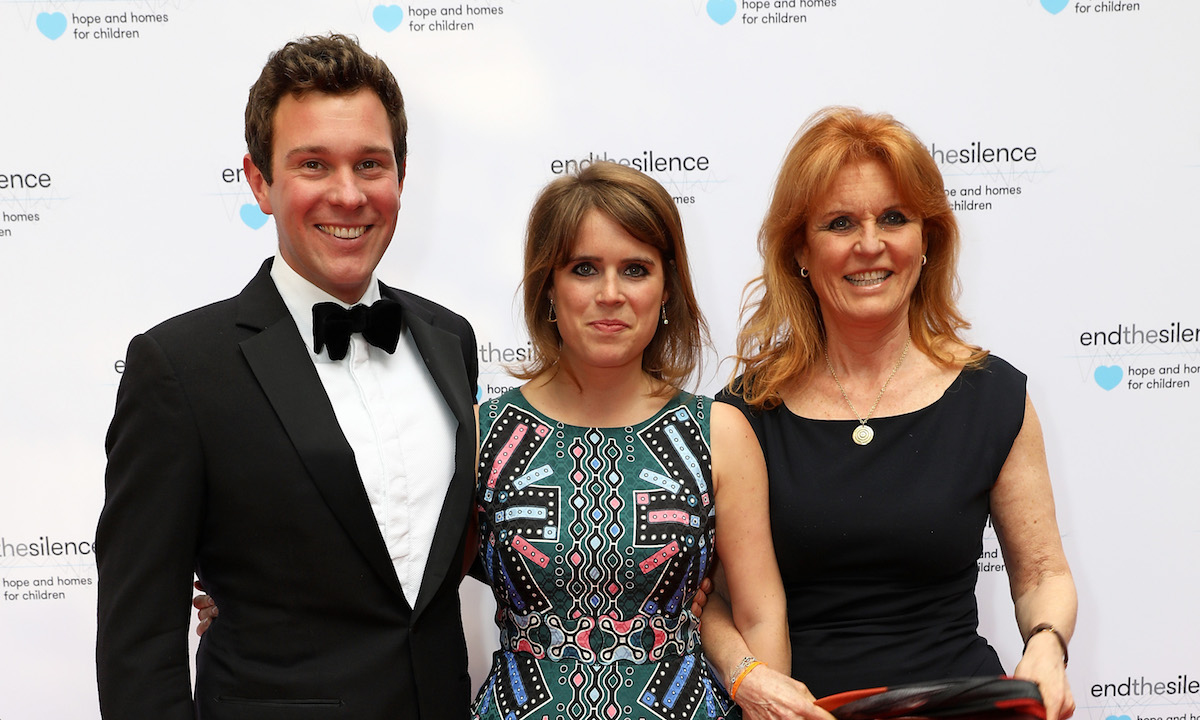 Princesse Eugénie : Sarah Ferguson réagit aux photos compromettantes de son gendre