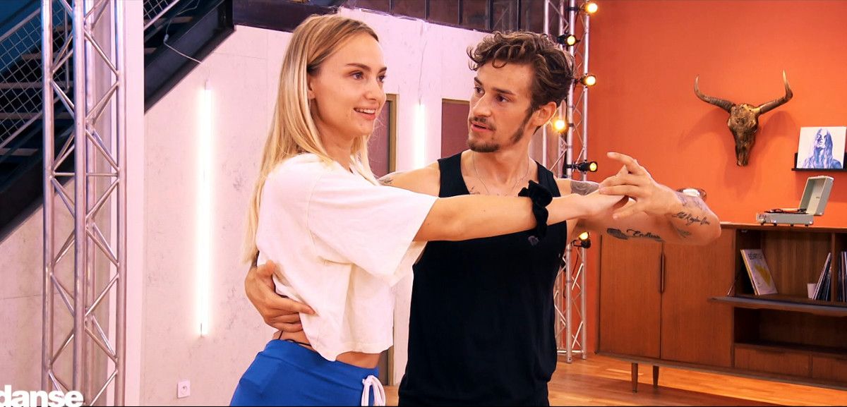  Aurélie Pons et Adrien Caby dans DALS @TF1