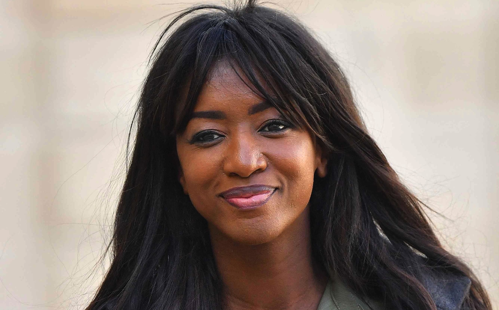 Hapsatou Sy : Eric Zemmour soutenu par le groupe Canal+, elle annonce sa démission