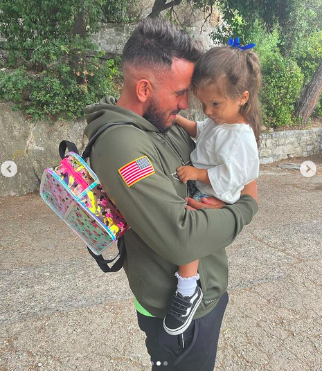  Liam Di Benedetto et Joy le jour de la rentrée scolaire @Instagram