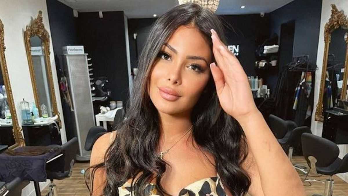 Maeva Ghennam de retour sur Instagram : Elle prend une grande décision !