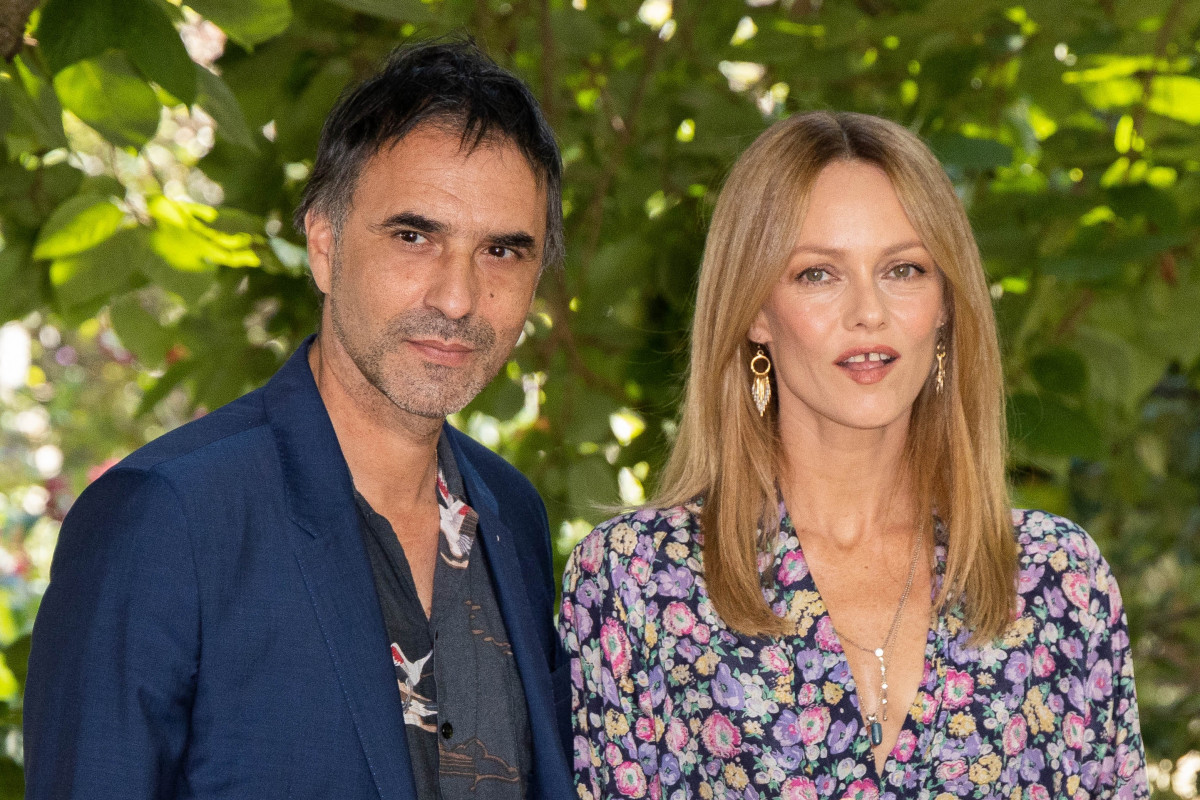 Vanessa Paradis : Ses tendres confidences sur son mari Samuel Benchetrit