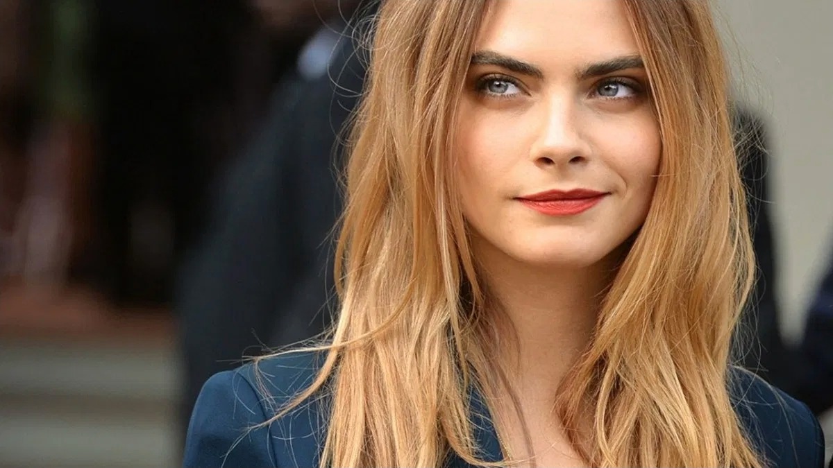 Cara Delevingne fait des confidences très osées sur ses expériences sexuelles