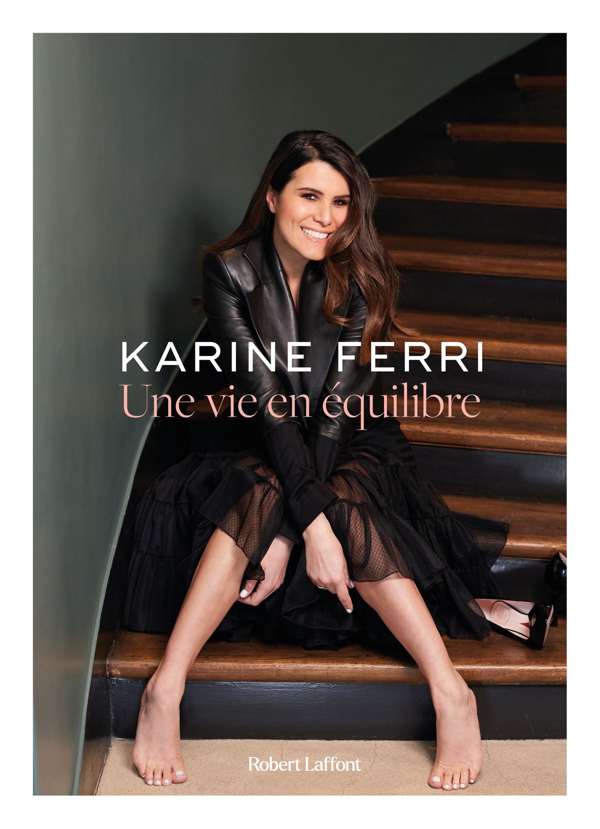 Karine Ferri : Guérie du Covid-19, elle annonce son grand retour sur DALS !