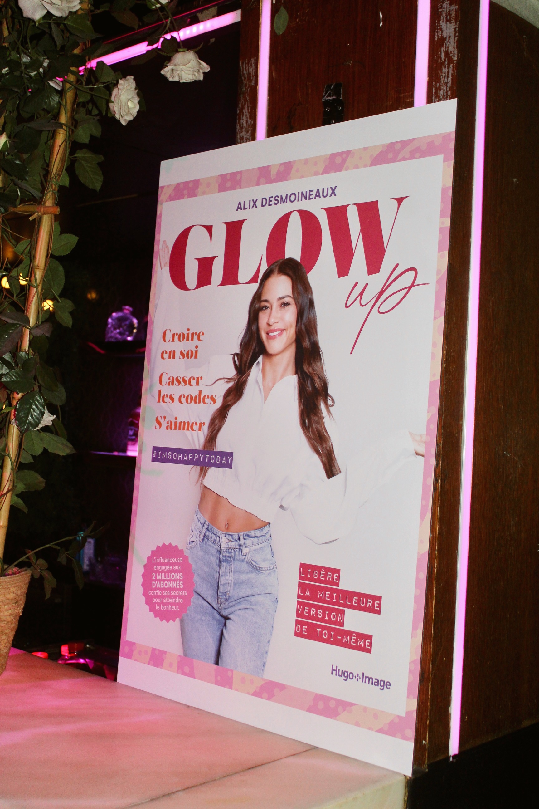  Lancement du livre Glow Up d'Alix Desmoineaux @ StarMag