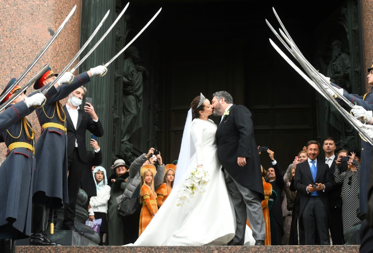 Mariage du grand-duc George Mikhailovich et Rebecca Victoria Bettarini @ AFP Mariage du grand-duc George Mikhailovich et Rebecca Victoria Bettarini @ AFP