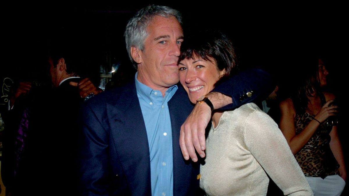 Affaire Jeffrey Epstein : Sa complice Ghislaine Maxwell raconte “son enfer” en prison