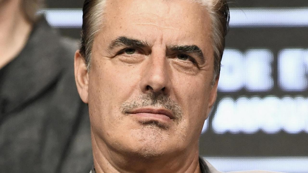 Chris Noth : Une quatrième femme l'accuse d'agression sexuelle... &quot;J'avais peur de me manifester&quot;