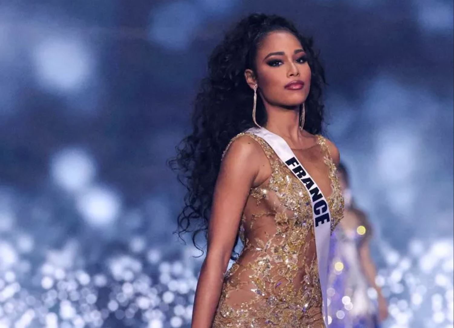 Miss Univers 2021 : Découvrez la gagnante et le classement de Clémence Botino !