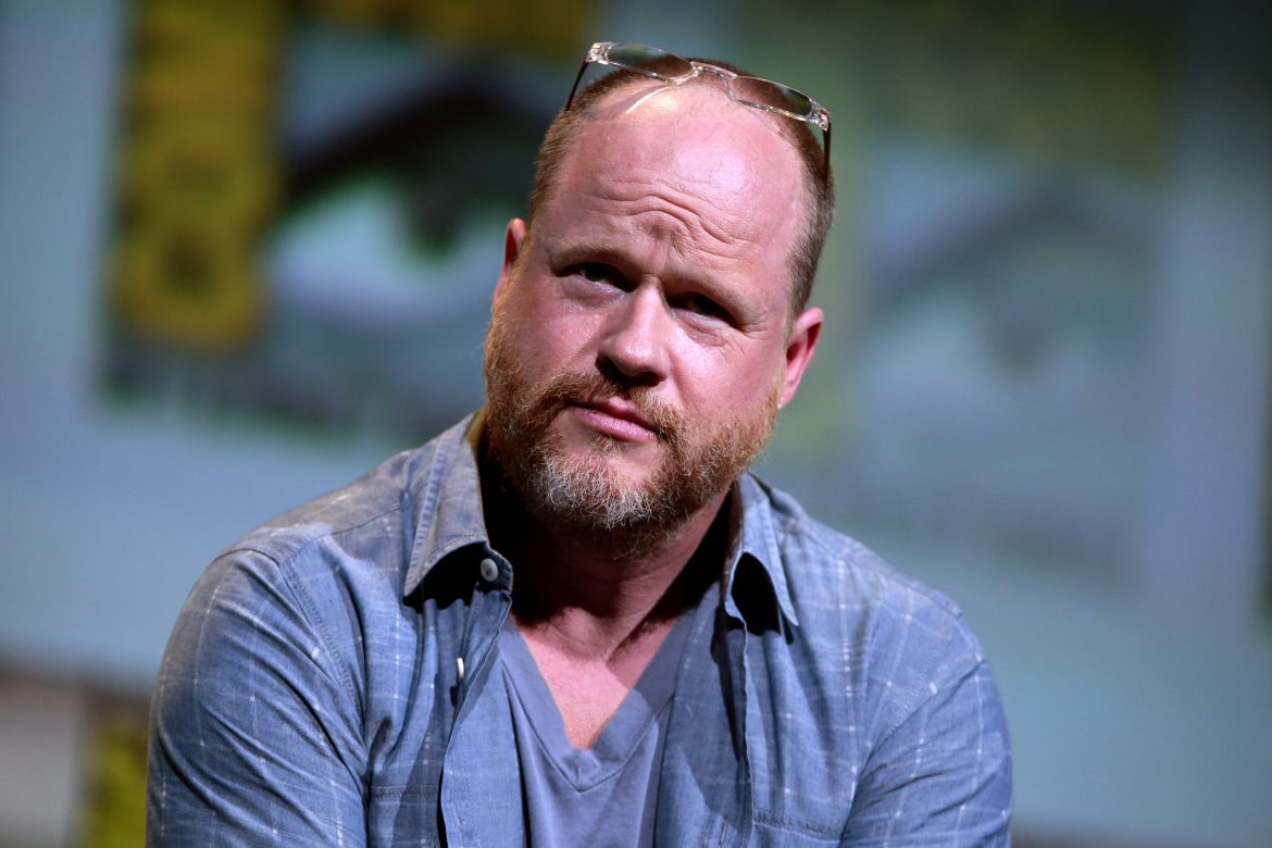 Joss Whedon accusé d’abus par Gal Gadot et Ray Fisher (Justice League), le réalisateur répond !