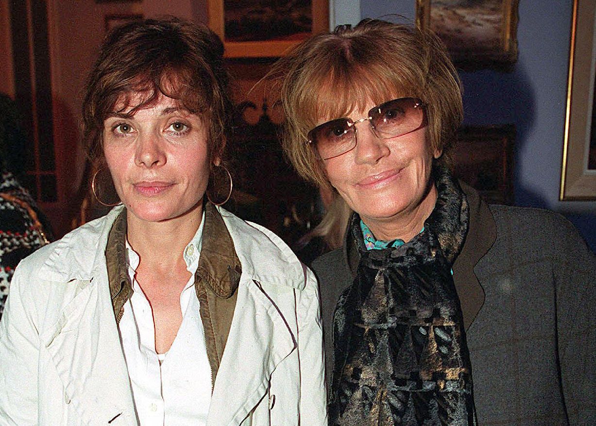 Marie Trintignant : Ce troublant SMS envoyé à sa mère avant le drame