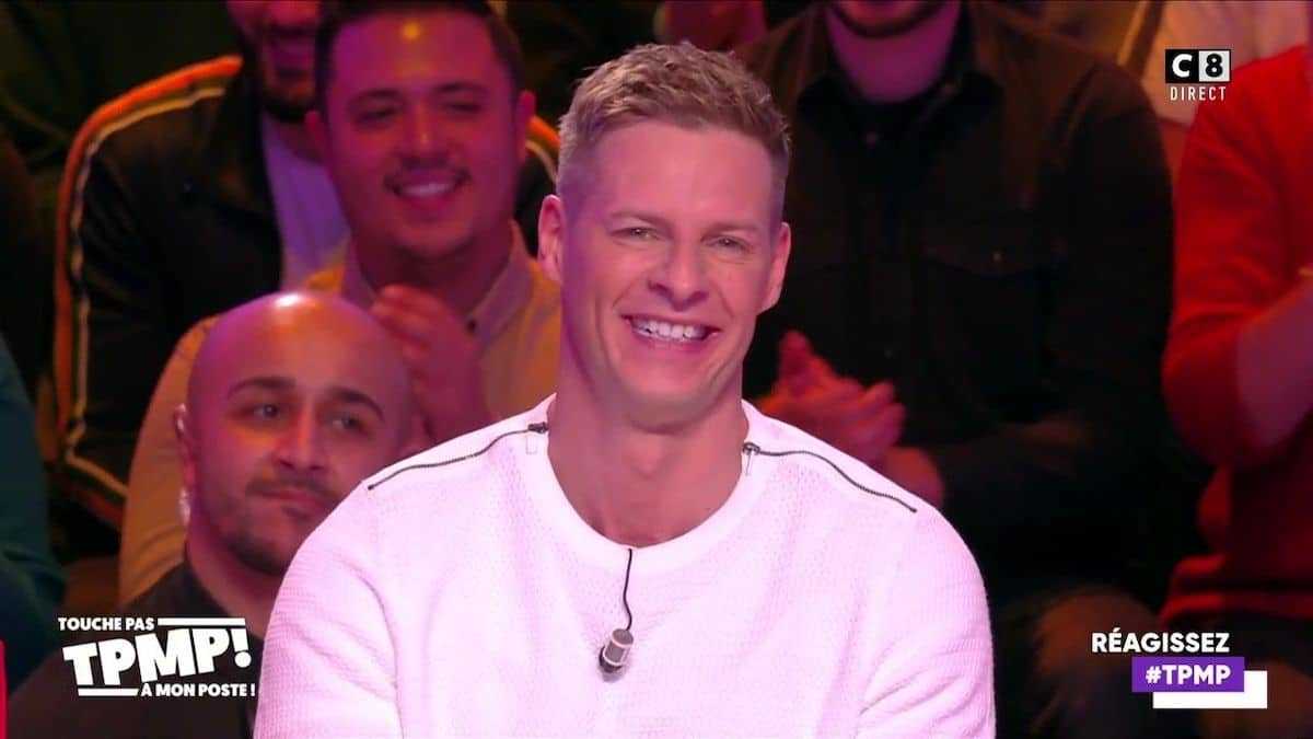 Matthieu Delormeau "amoureux" du chanteur Yanns sur le plateau de TPMP