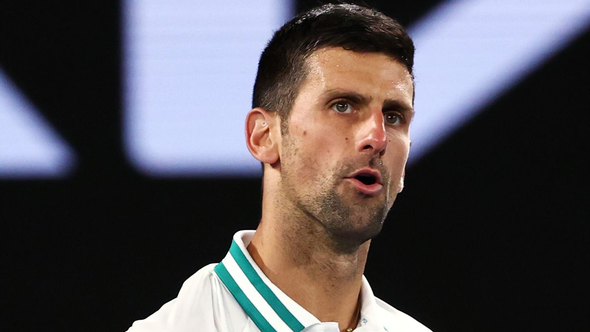 Novak Djokovic prié de quitter l’Australie : Il réussit à obtenir un sursis