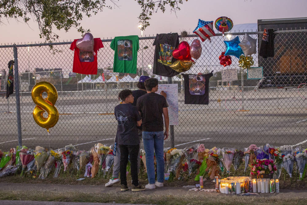  Commémoration des victimes d'AstroWorld