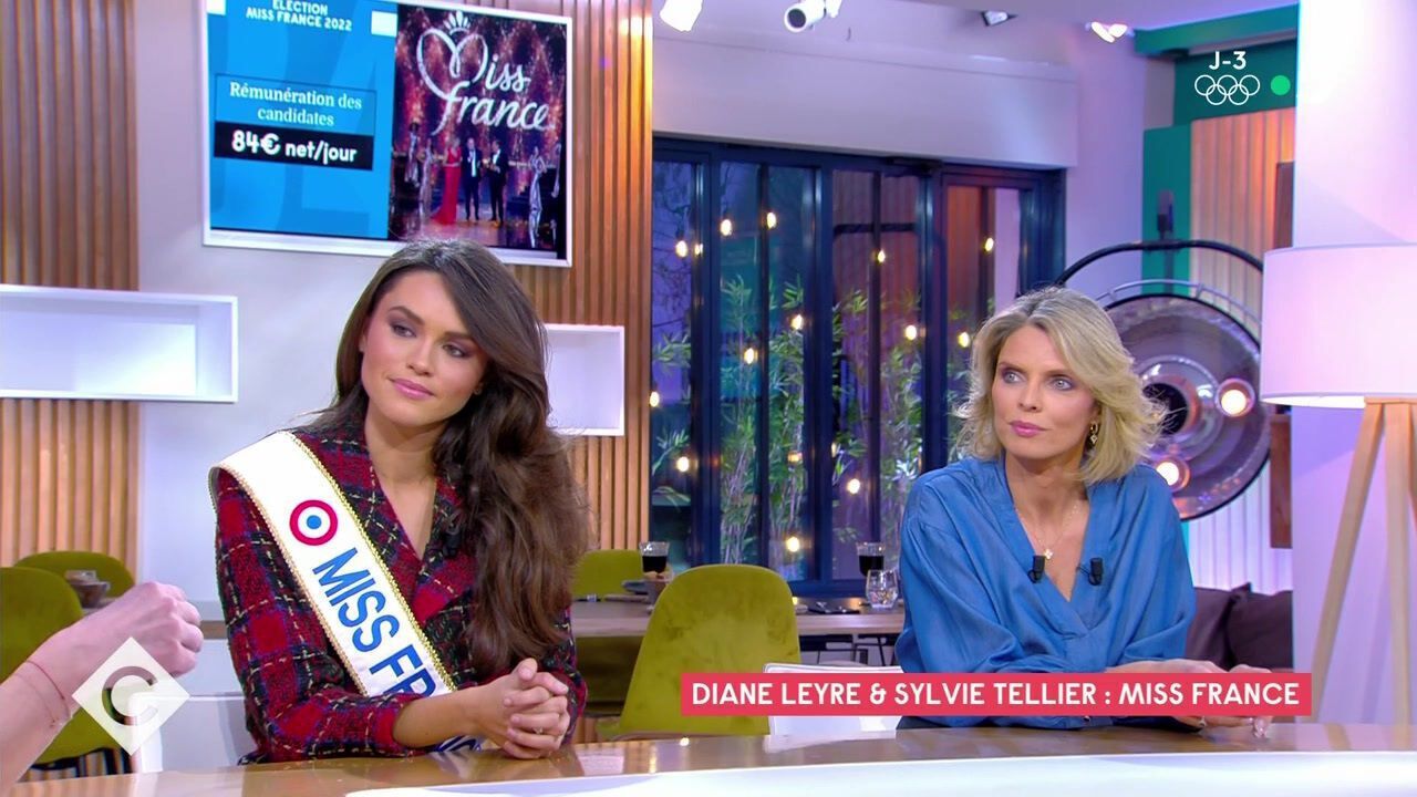 C à vous : Quand Diane Leyre (Miss France 2022) se fait recadrer par Sylvie Tellier !