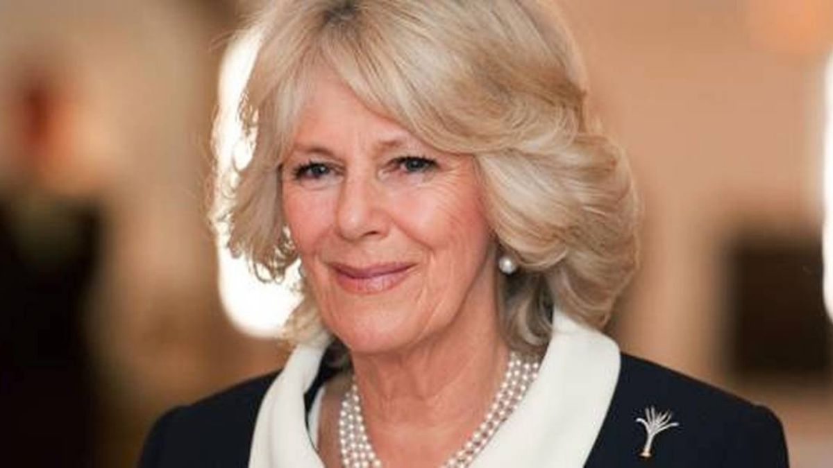 Camilla Parker Bowles : Après le prince Charles, la future reine consort testée positive au Covid