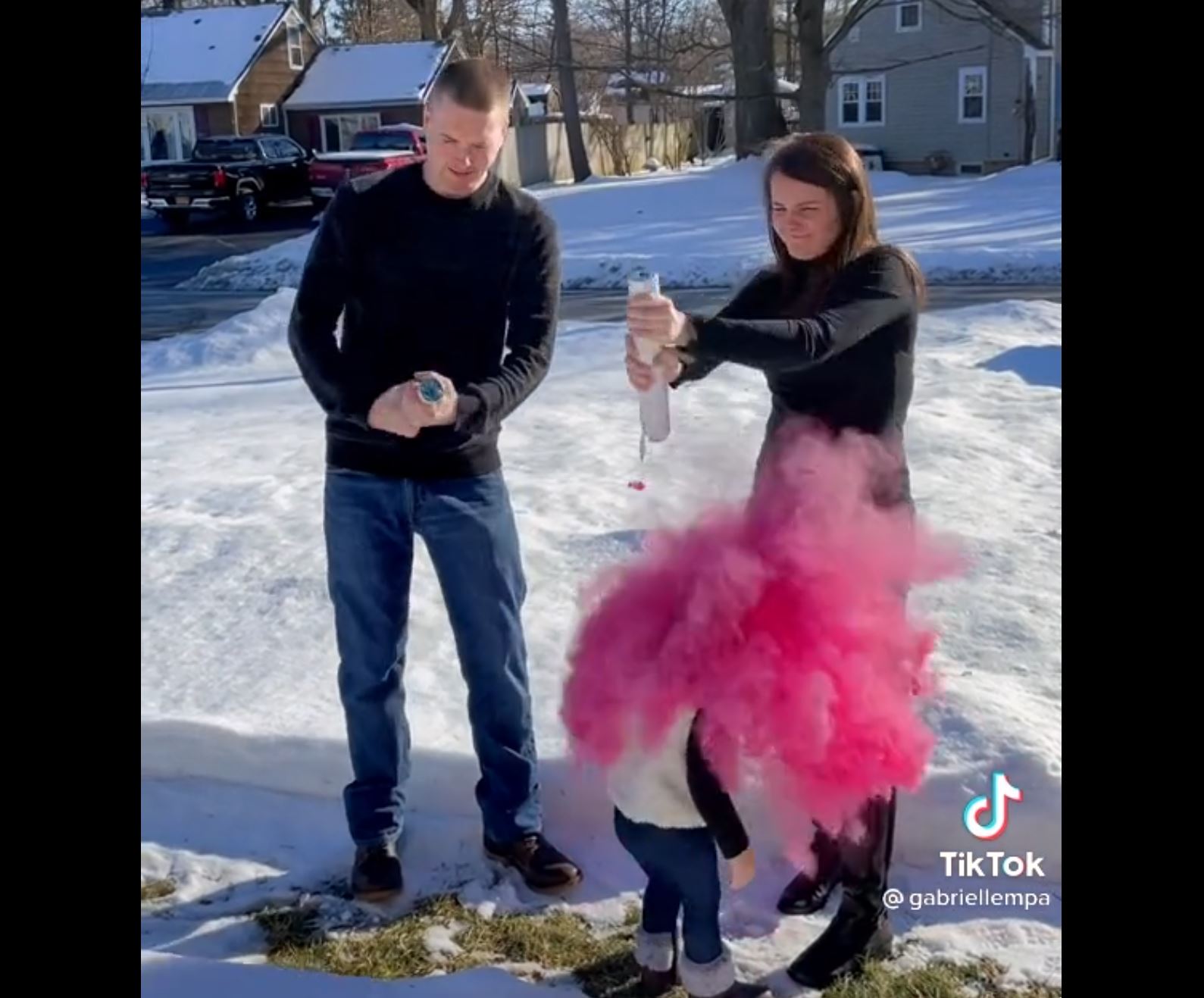 Ce gender reveal ne se passe pas du tout comme prévu !