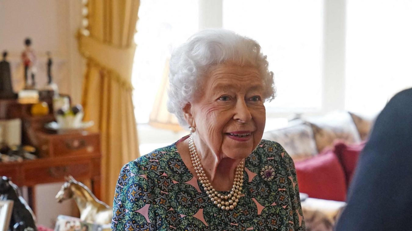 La reine Elizabeth II a "du mal à bouger" : Son état de santé inquiète !