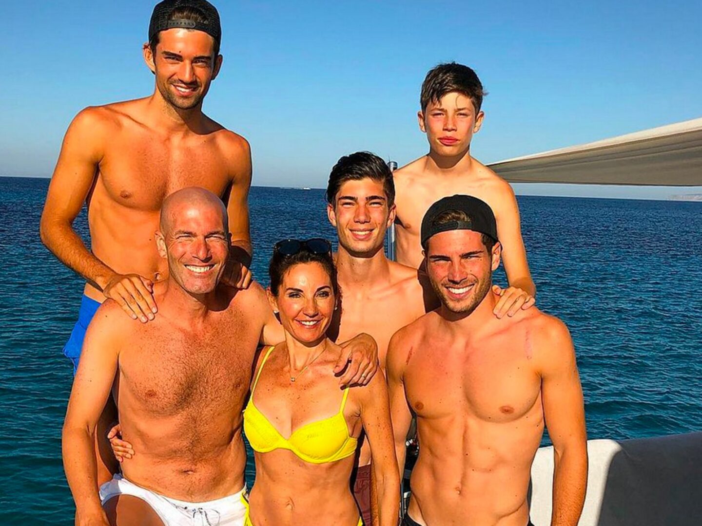 Enzo Zidane et sa famille / @Instagram Zinédine Zidane