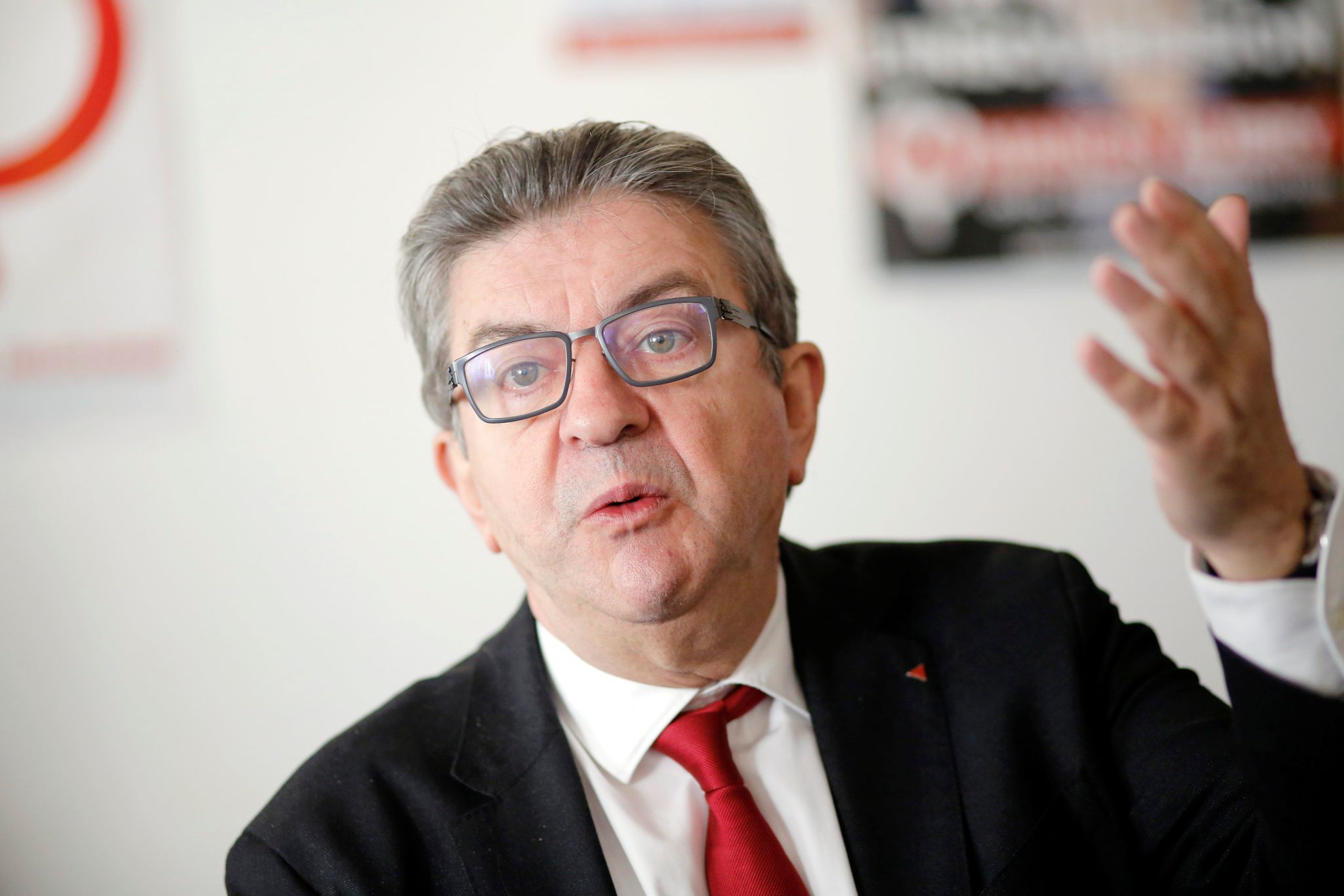 Jean-Luc Mélenchon relance une vieille rumeur sur le fils de Brigitte Macron