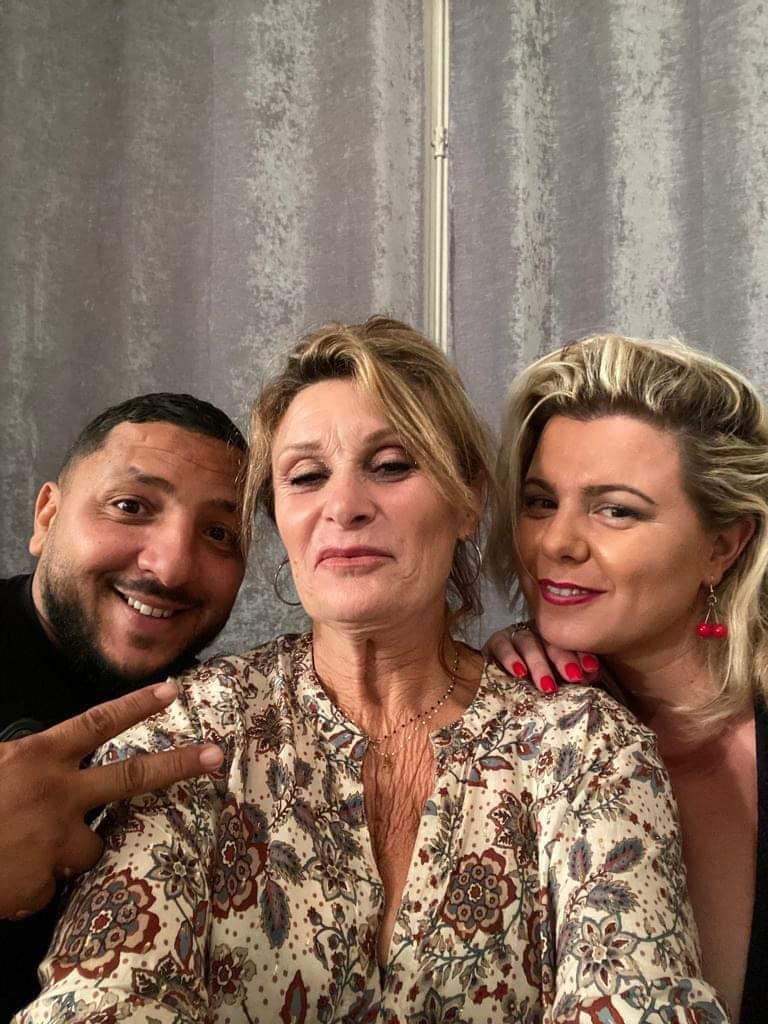  Kamel, Frédérique et Cindy Lopes sur le tournage d'un Dîner presque Parfait @CindyLopes