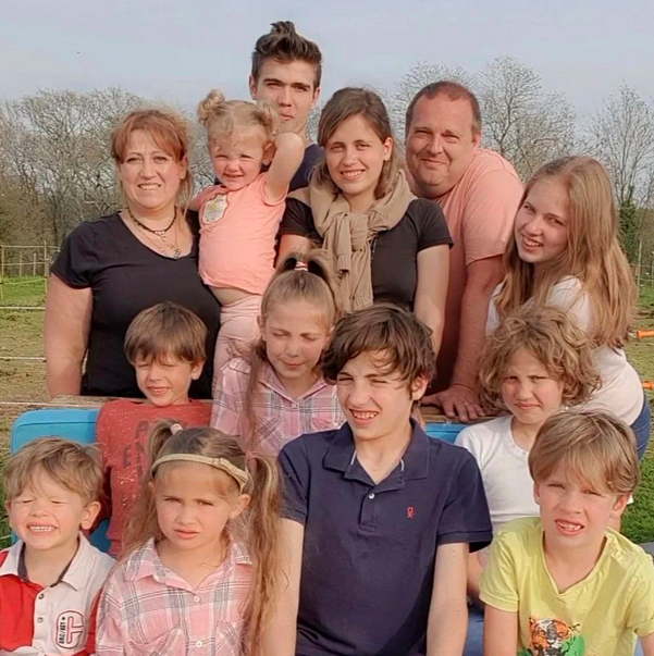  Familles nombreuses la vie en XXL : la famille Van der Auwera au grand complet @Instagram