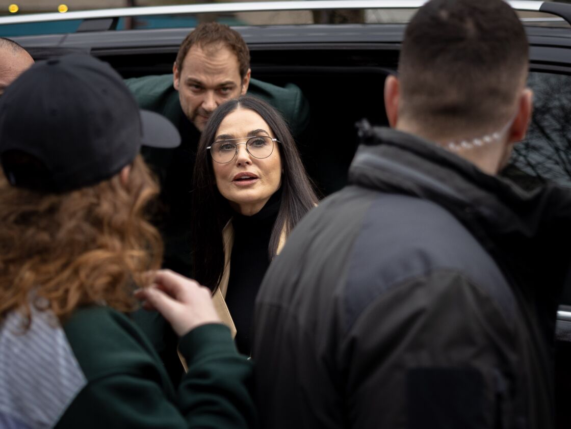  Demi Moore et Daniel Humm (en arrière-plan) @ Arnold Jerocki/Getty Images