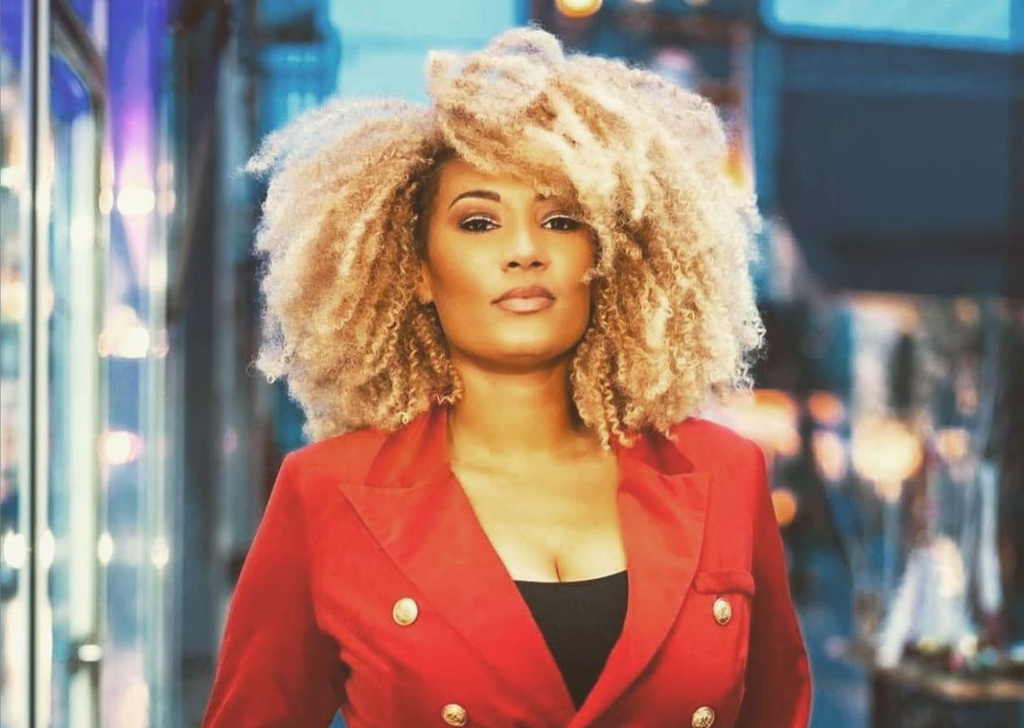 Eloïsha Iza : Après la Star Academy et The Voice, elle lance son single "Mon homme"