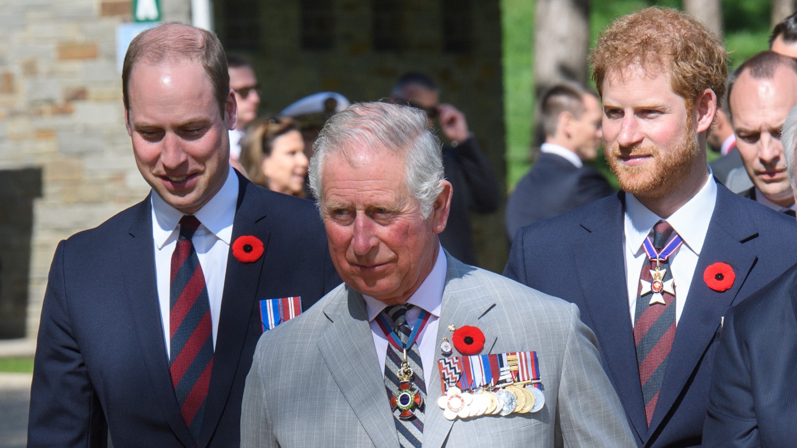 Les princes William et Harry : cette décision de Charles III qui pourrait envenimer la situation