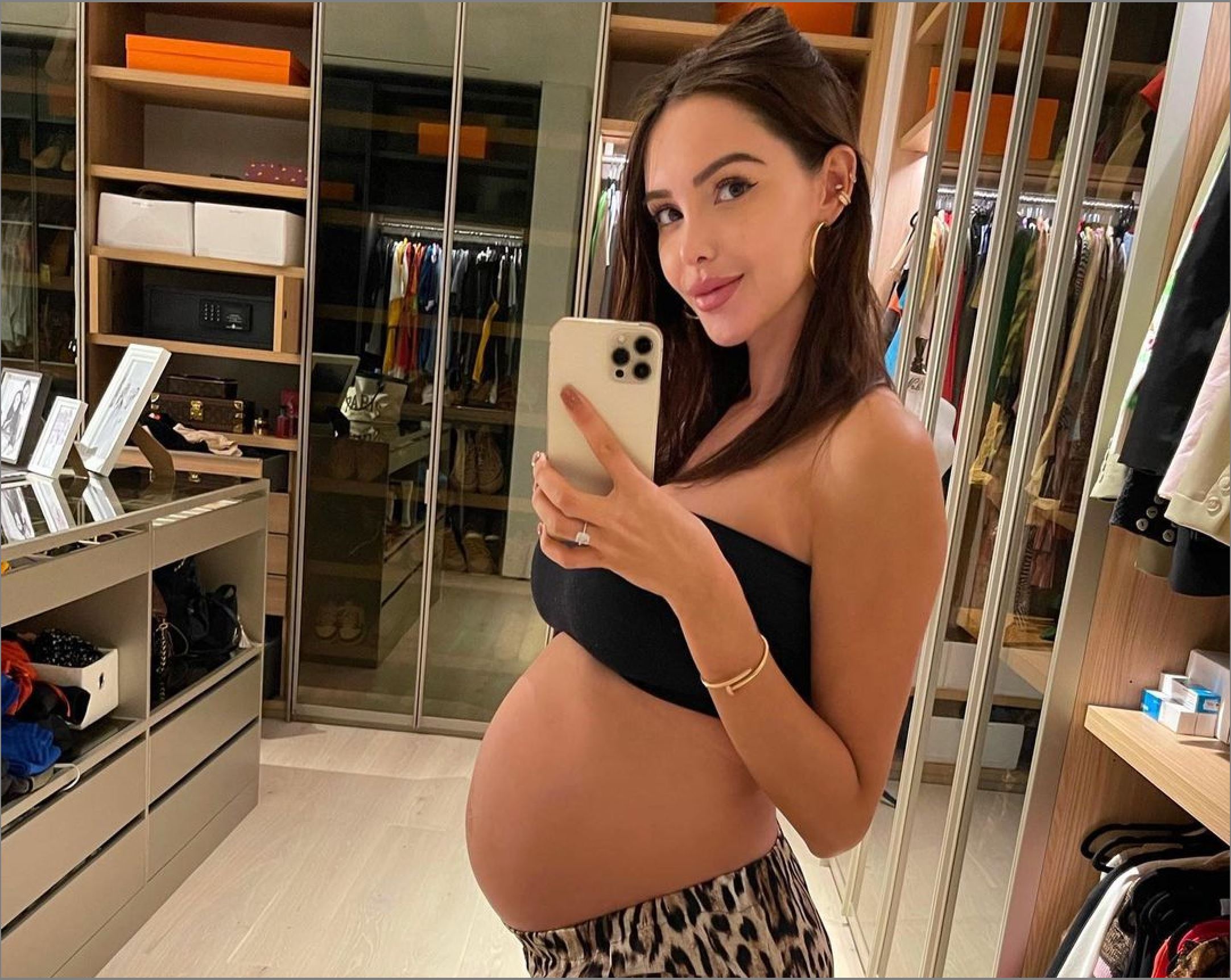 Nabilla enceinte, elle part aux urgences : &quot;Je ne sentais plus le bébé bouger&quot;