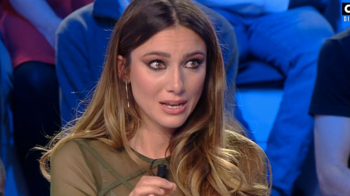 TPMP : Delphine Wespiser se justifie après avoir affiché son soutien à Marine Le Pen