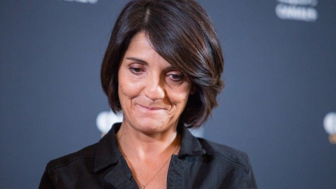 Florence Foresti a une bien mauvaise nouvelle : elle s'excuse auprès de ses fans