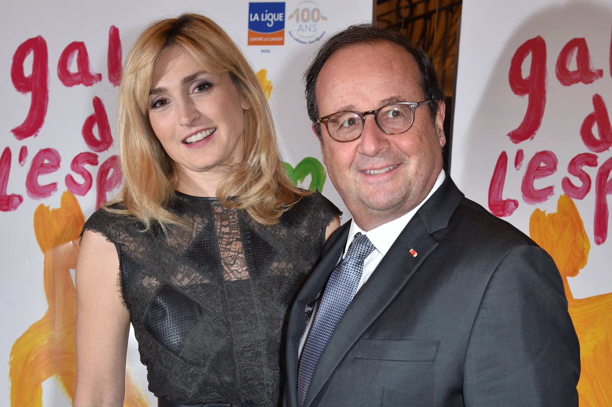 Surprise ! François Hollande et Julie Gayet se sont mariés ! Un premier cliché dévoilé !