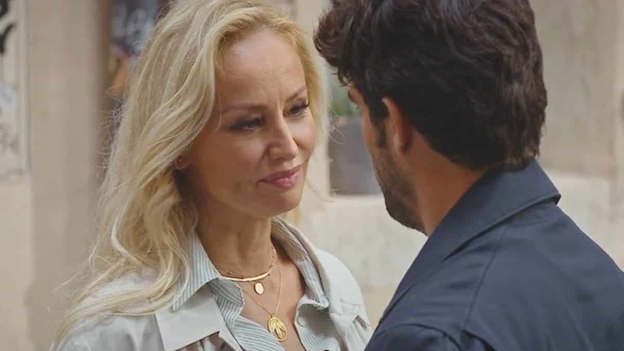  Adriana Karembeu - Plus belle la vie @FTV