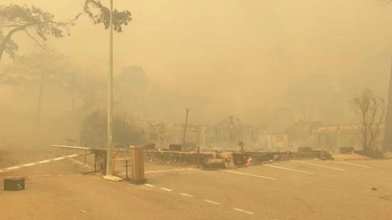 Incendies en Gironde : Franck Dubosc désemparé face au camping des Flots bleus parti en fumée