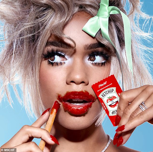 Rihanna propose du ketchup à la vente dans sa nouvelle gamme de cosmétiques